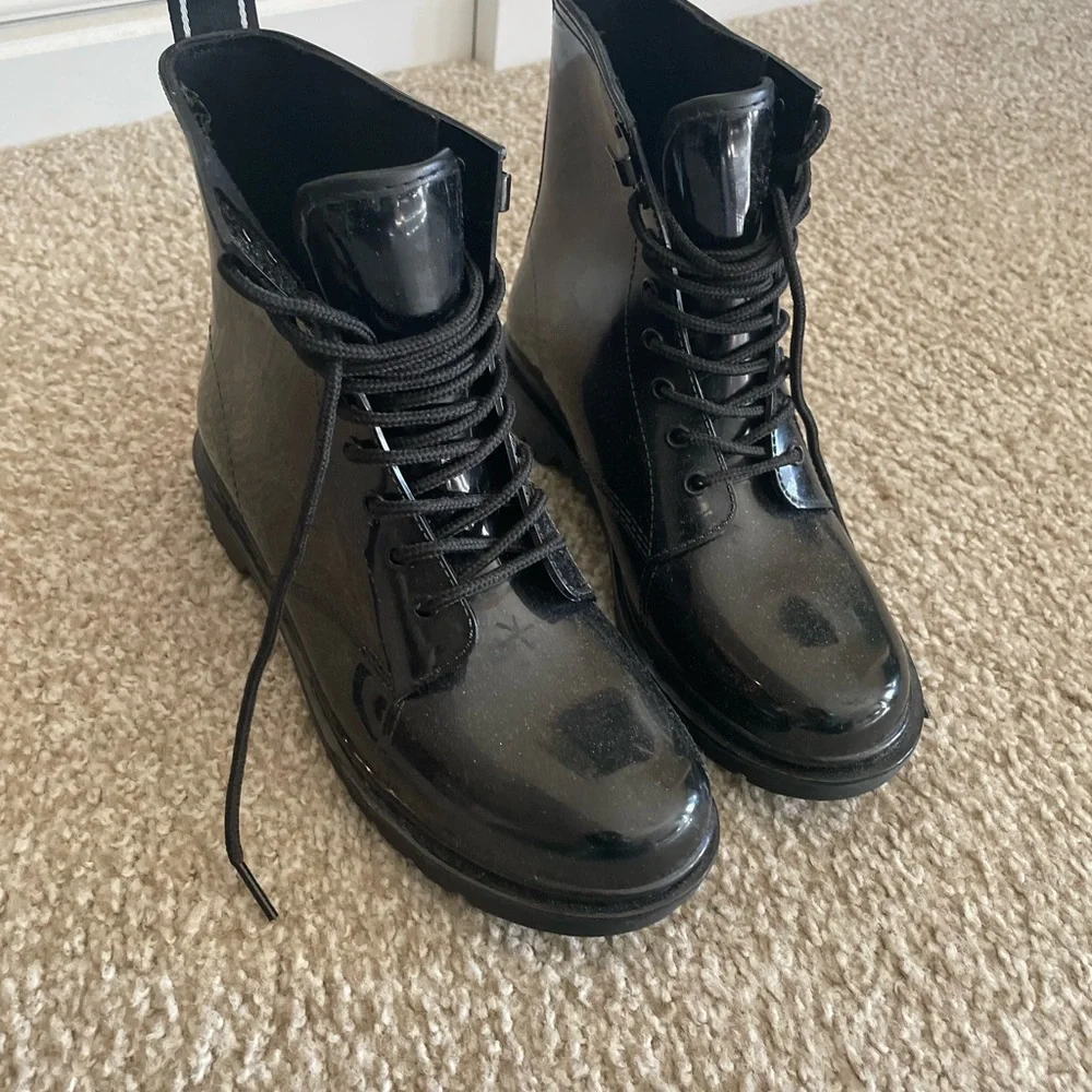 Michael Kors Rain Boots - Picture 3 of 4